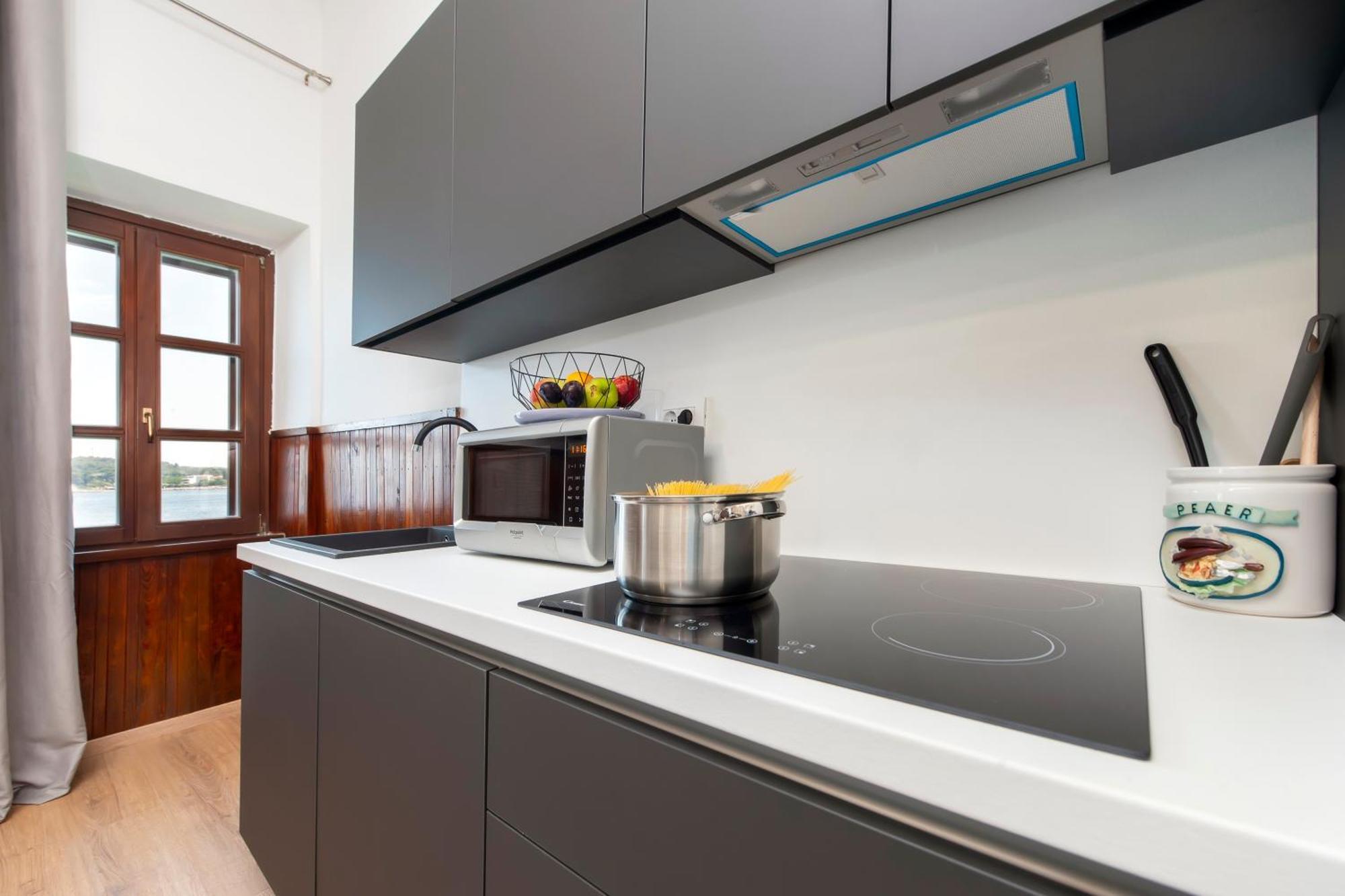 Apartment Rubi Ровінь Екстер'єр фото